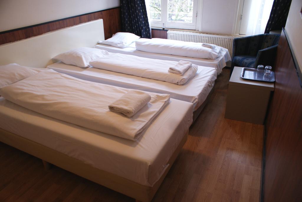 Budget Hotel Thorbecke Амстердам Номер фото