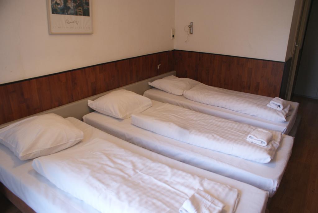 Budget Hotel Thorbecke Амстердам Номер фото