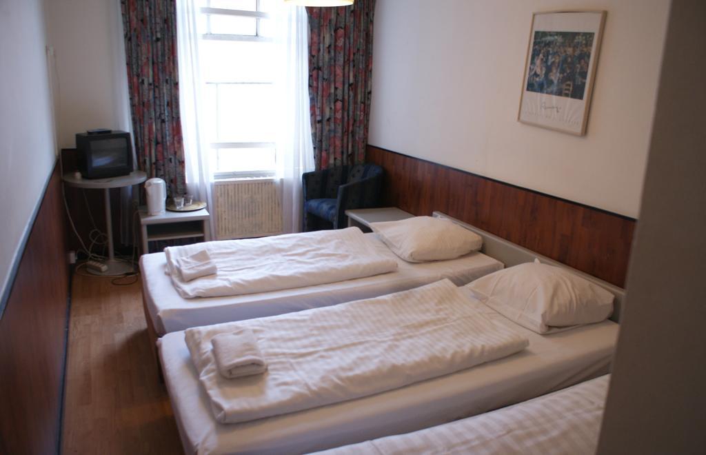 Budget Hotel Thorbecke Амстердам Номер фото