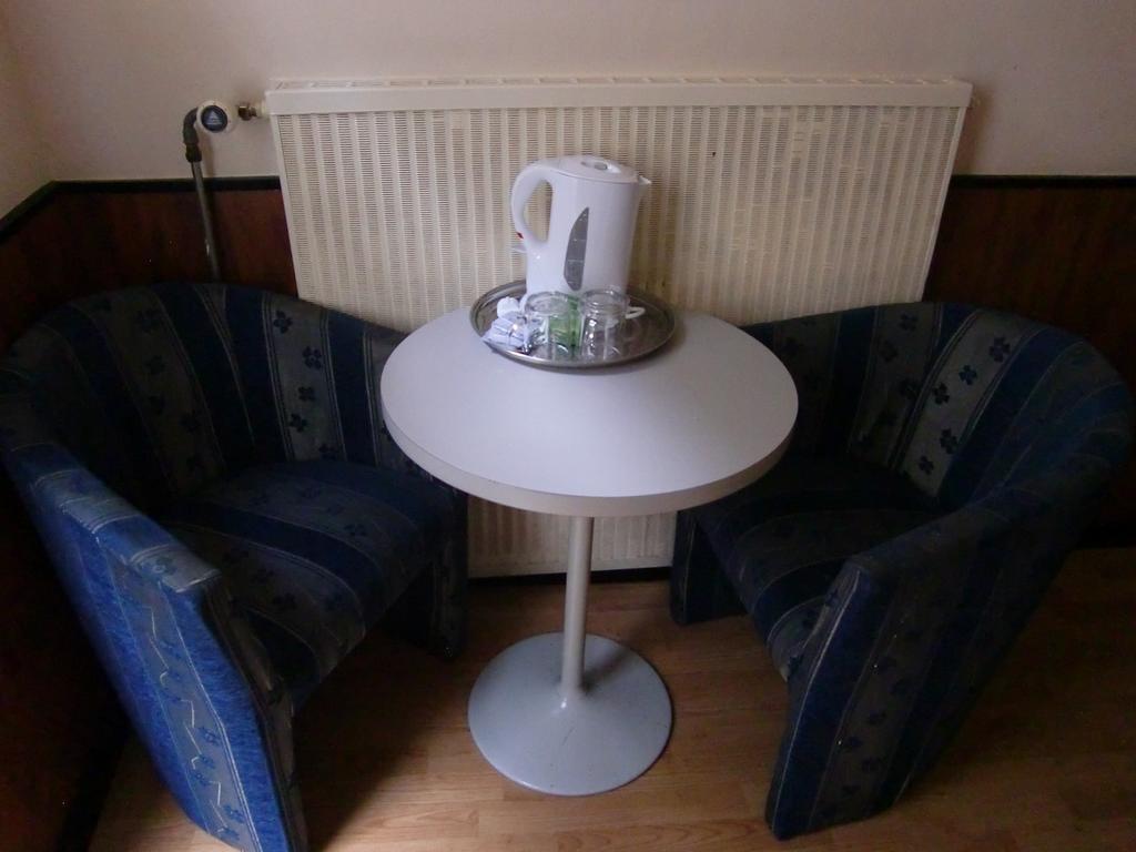 Budget Hotel Thorbecke Амстердам Номер фото