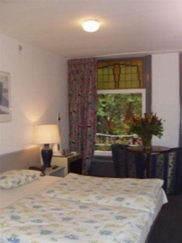 Budget Hotel Thorbecke Амстердам Номер фото